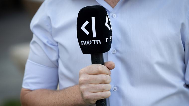 מגיש כאן 11 פרץ בבכי מול המוני אנשים: "זה לא קורה לי בדרך כלל"