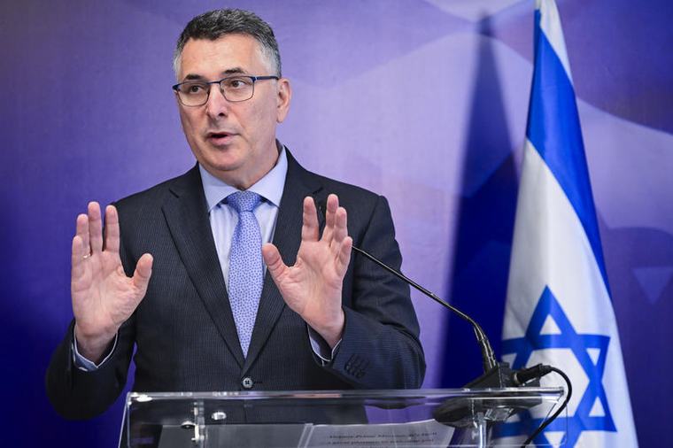 שר החוץ נגד צבי סוכות: "הוא אינו הריבון ביהודה ושומרון"