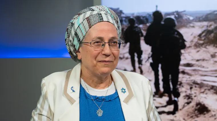 המסר של סטרוק למחנכי הדור השרה אורית סטרוק