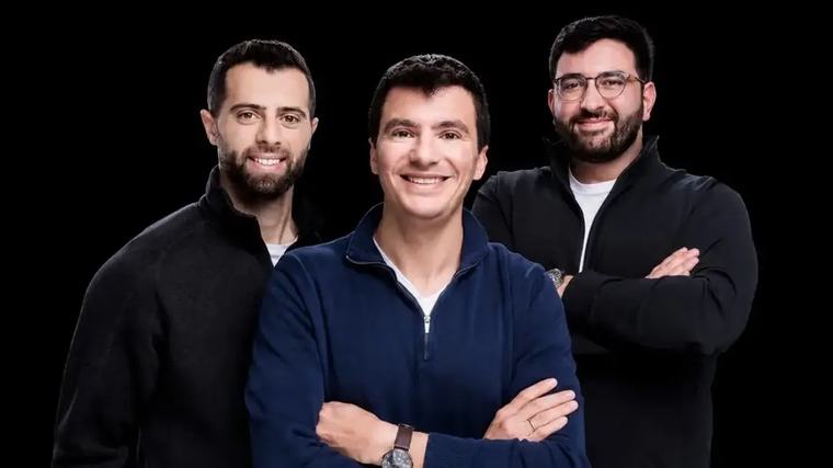 "דור חדש של תוקפים": חברת הסייבר שחשפה את החולשה בדפדפנים מכפילה את שוויה עודכן: 17:59 04/08/2026 צלי גרינברג