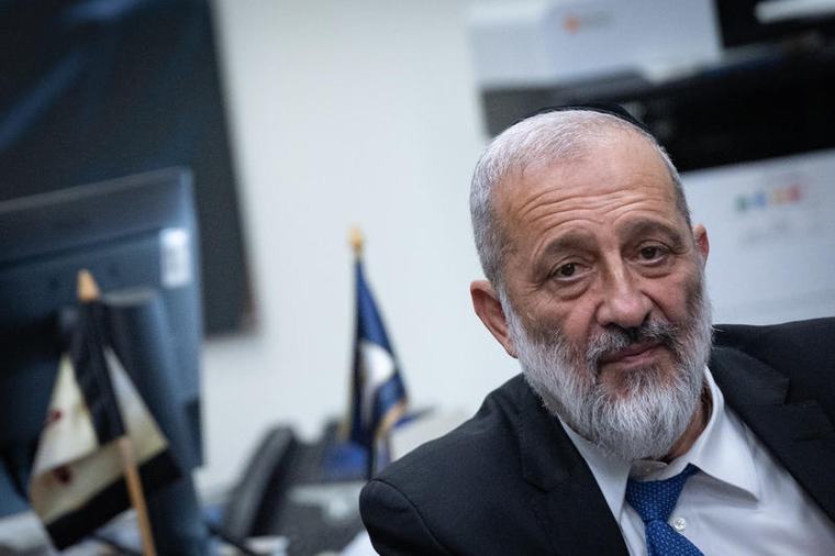 דרעי על הדרישה לחקור את הרב יצחק יוסף: "התנפלות חצופה"
