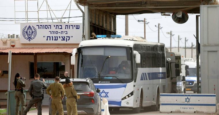 הבנאליות של הרוע בשב"ס: לפנות באהבה לבן הזוג ולהתענג איתו על מות אדם