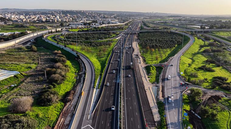 הכסף שלכם עובר לכבישים: מיטב בעסקת ענק ב-109 מיליון