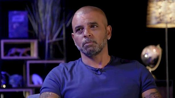 "מי שם אייל גולן?": השכן שפרץ חמוש עם סכין