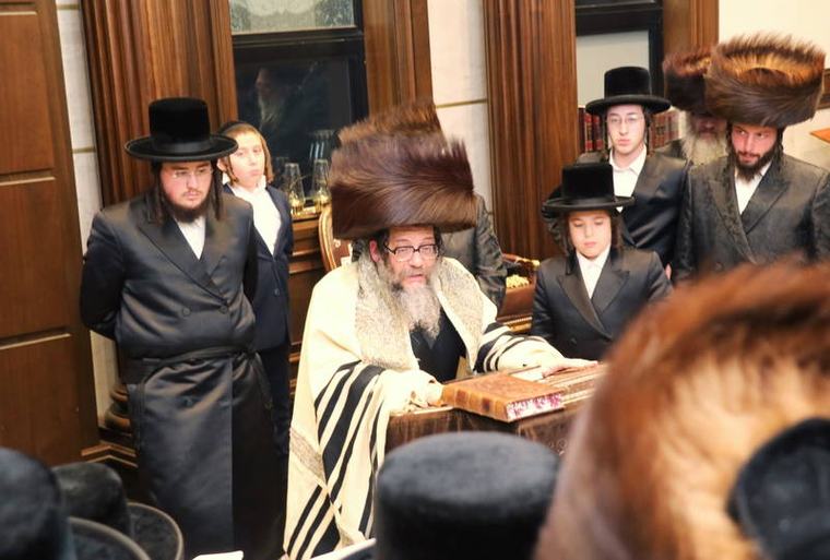 עטוף בטלית הירושה: ה'סליחות' הראשונות אצל האדמו"ר מסקולען לייקווד