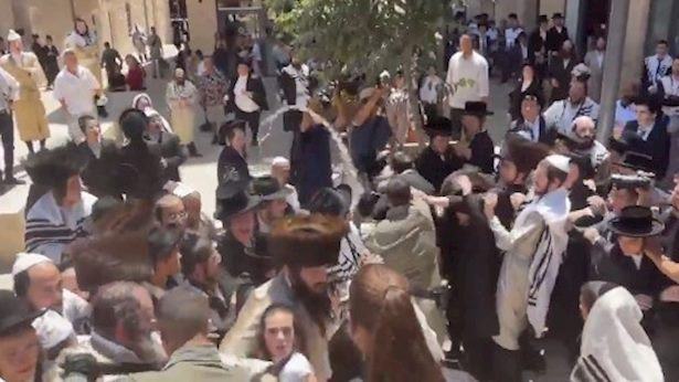 החרדים ניצחו: בית הקפה שהותקף והושחת צפוי להיסגר בשבתות